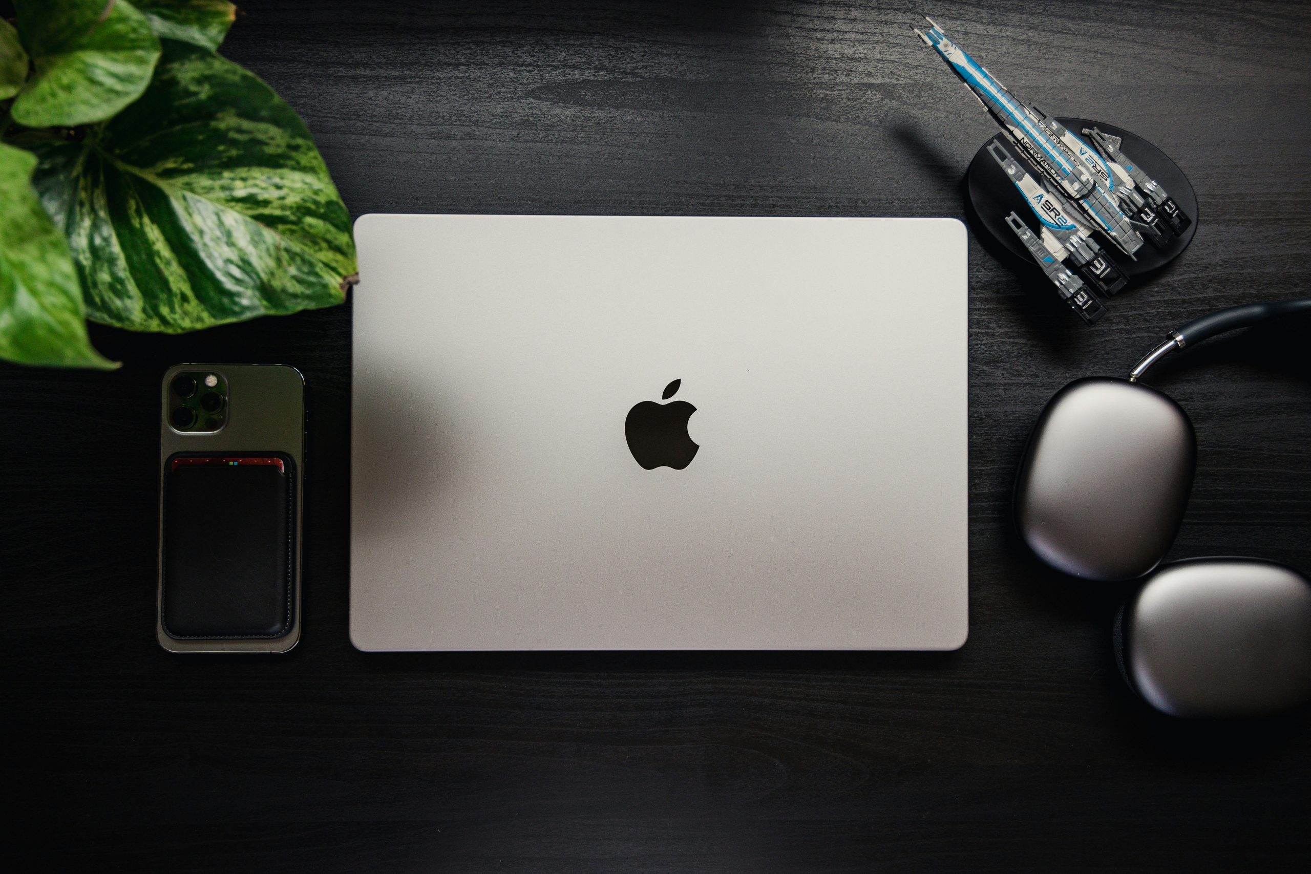 MacBook Pro M1 Max M3 Max M4 Pro i Mac Studio M1 Ultra – porównanie 2026